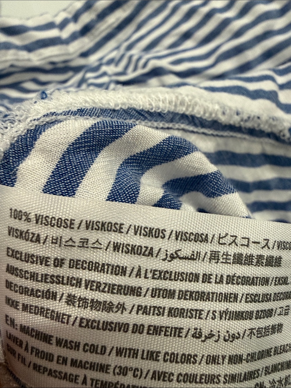 Abercrombie & Fitch Blue and White Vertical Stripe Button-Down Shirt - Picture 4 of 4